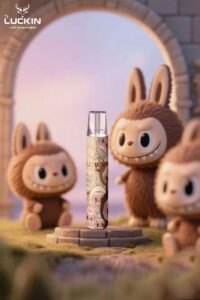幸運主機拉佈佈聯名限定款 Luckin 特別版電子煙桿高續航潮流設計 支援多品牌煙彈 3 幸運主機拉佈佈聯名限定款 Luckin 特別版電子煙桿高續航潮流設計 支援多品牌煙彈 商品圖片 3